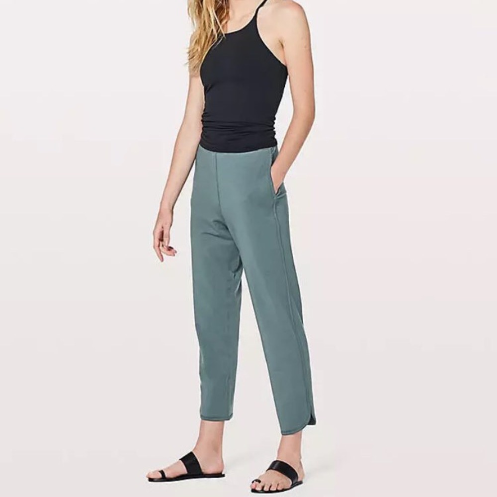 NWT Lululemon Every Moment Pant